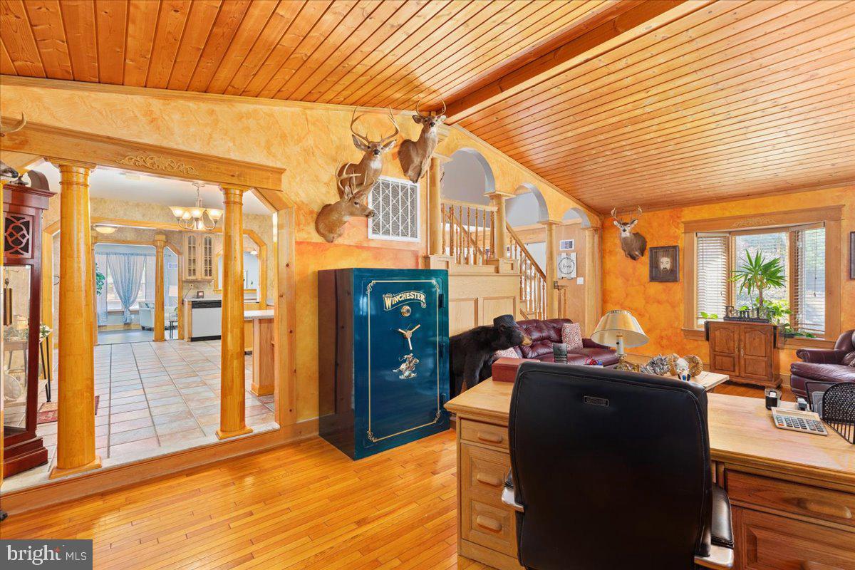 TIMBER RIDGE FARMS - Residential