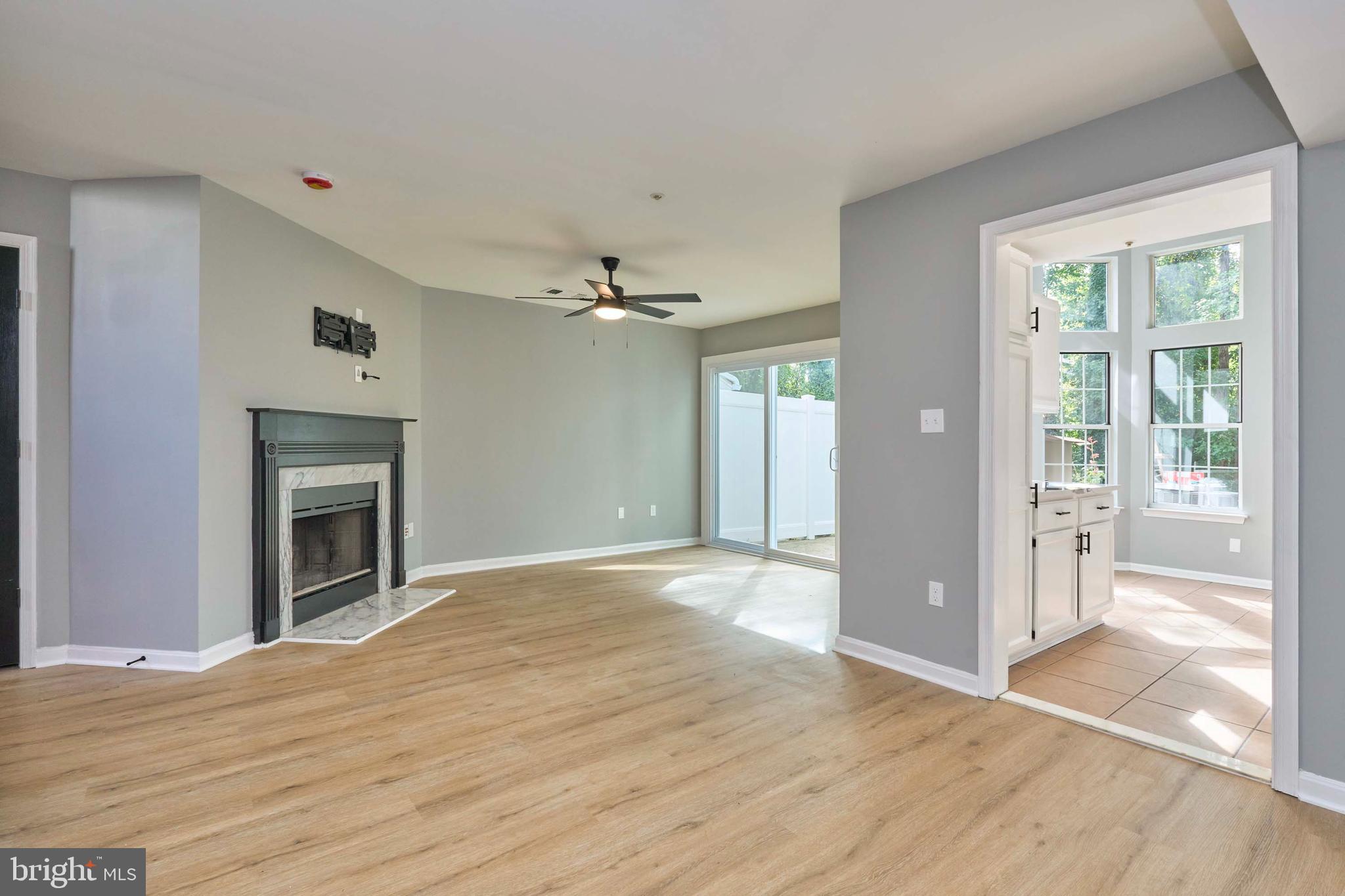 4829 KING JOHN WAY 233