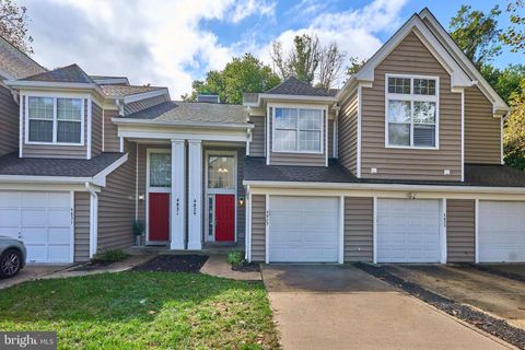 4829 KING JOHN WAY 233 UPPER MARLBORO MD 20772