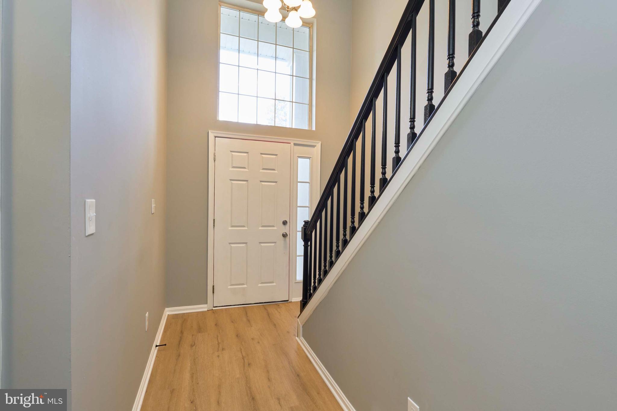 4829 KING JOHN WAY 233