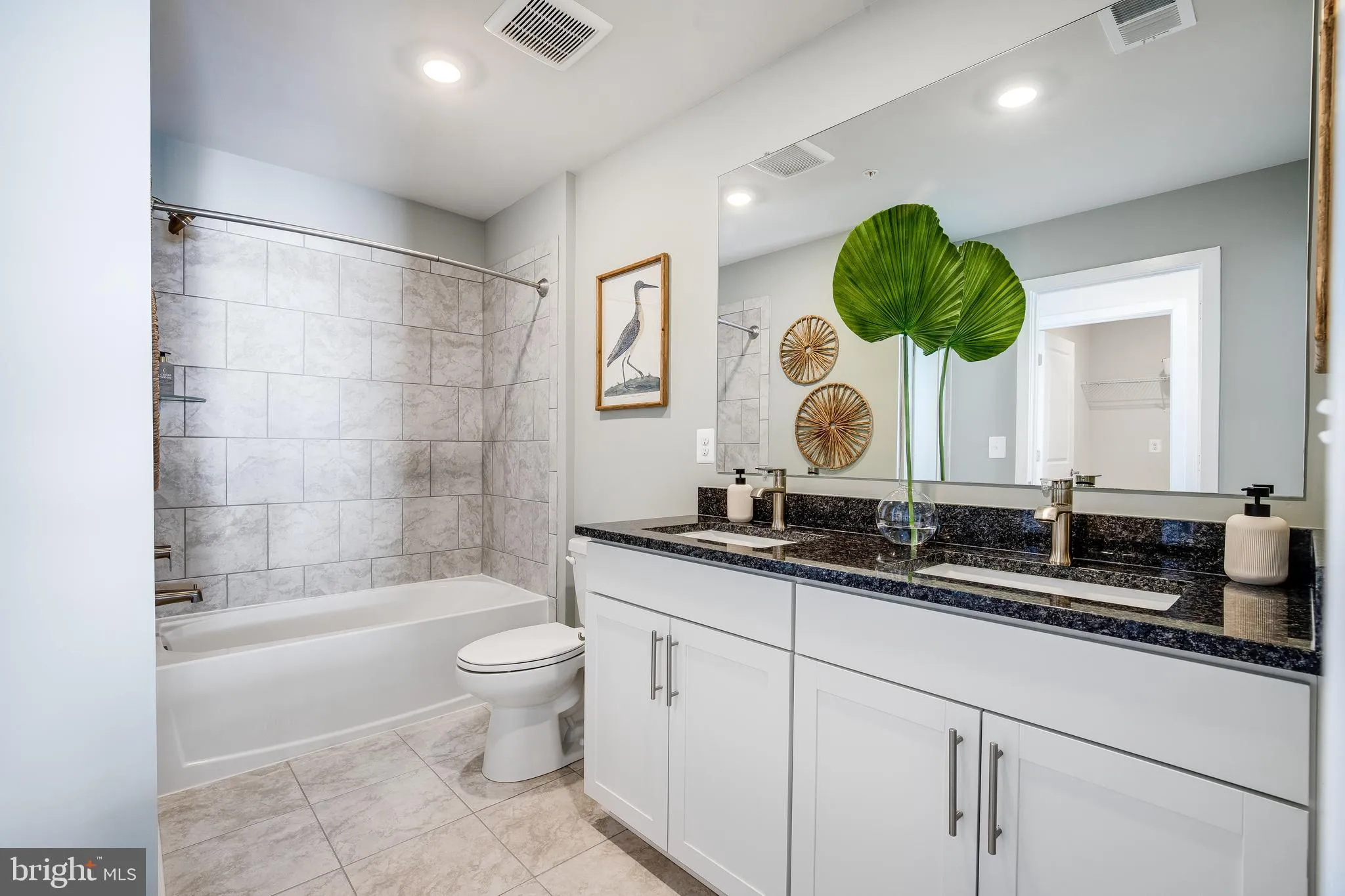 Ocean City, Maryland 21842, United States, 3 Bedrooms Bedrooms, ,5 BathroomsBathrooms,Residential,Pending,92208