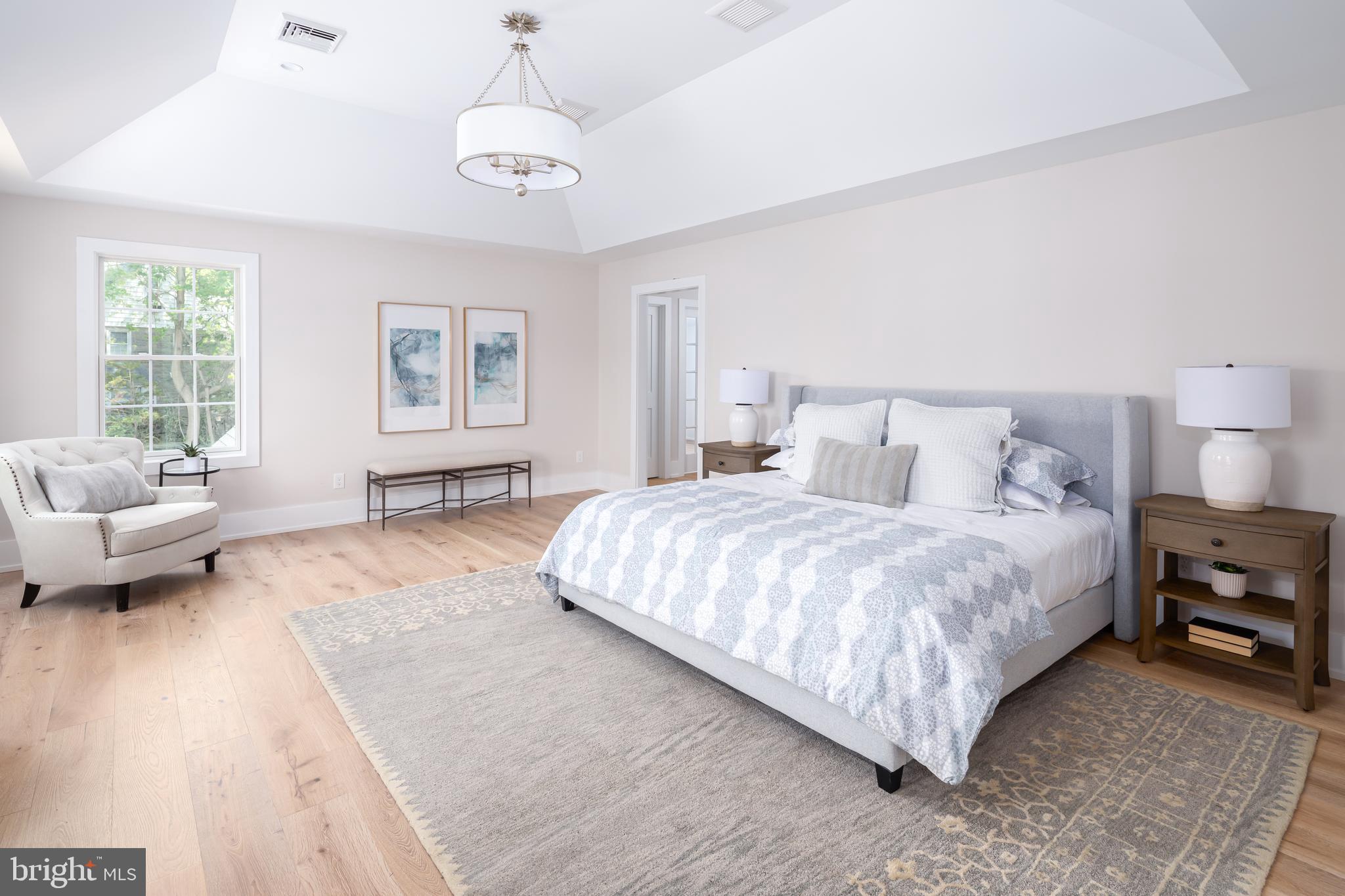 WYNNEWOOD - Residential