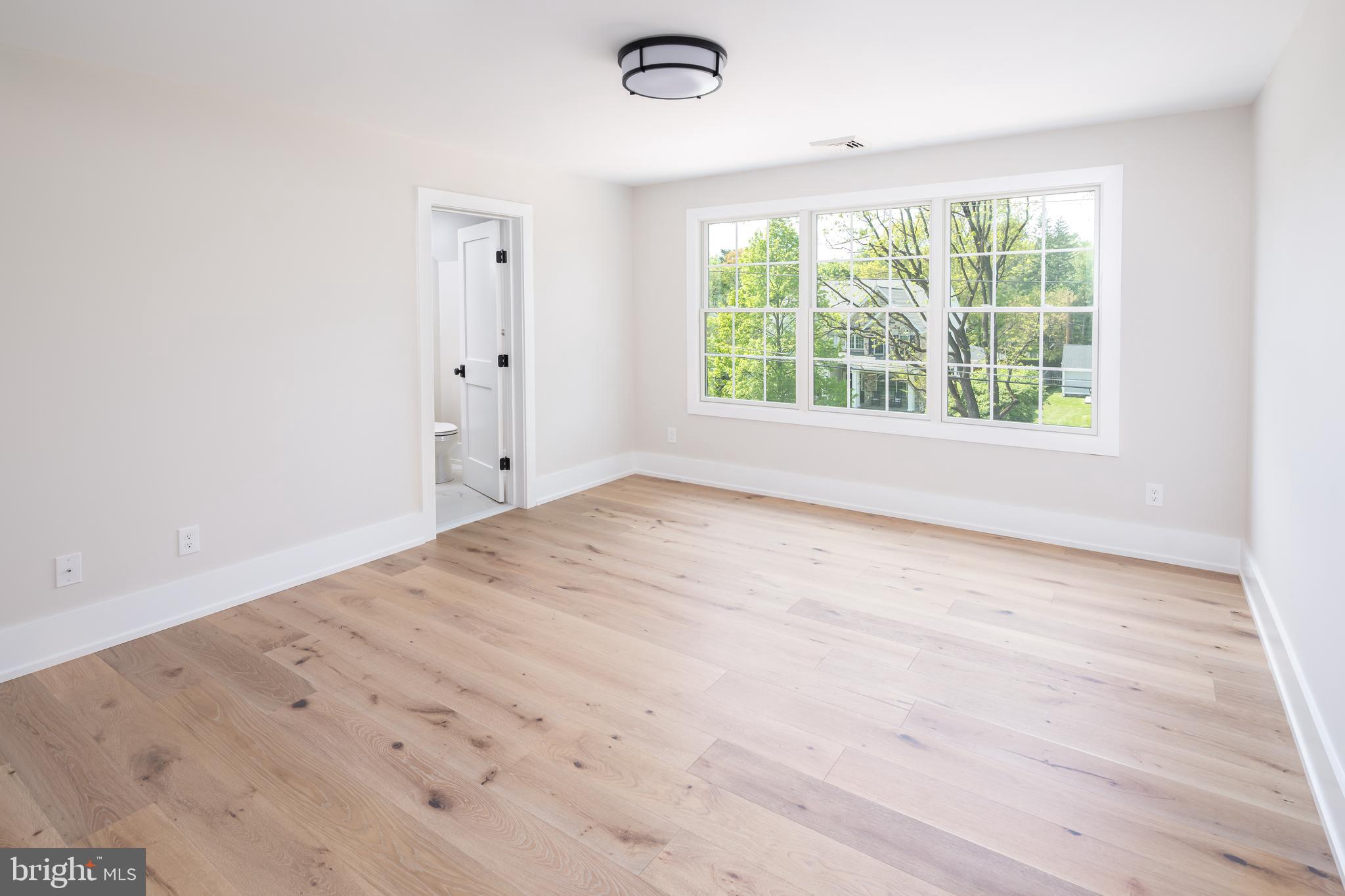 WYNNEWOOD - Residential
