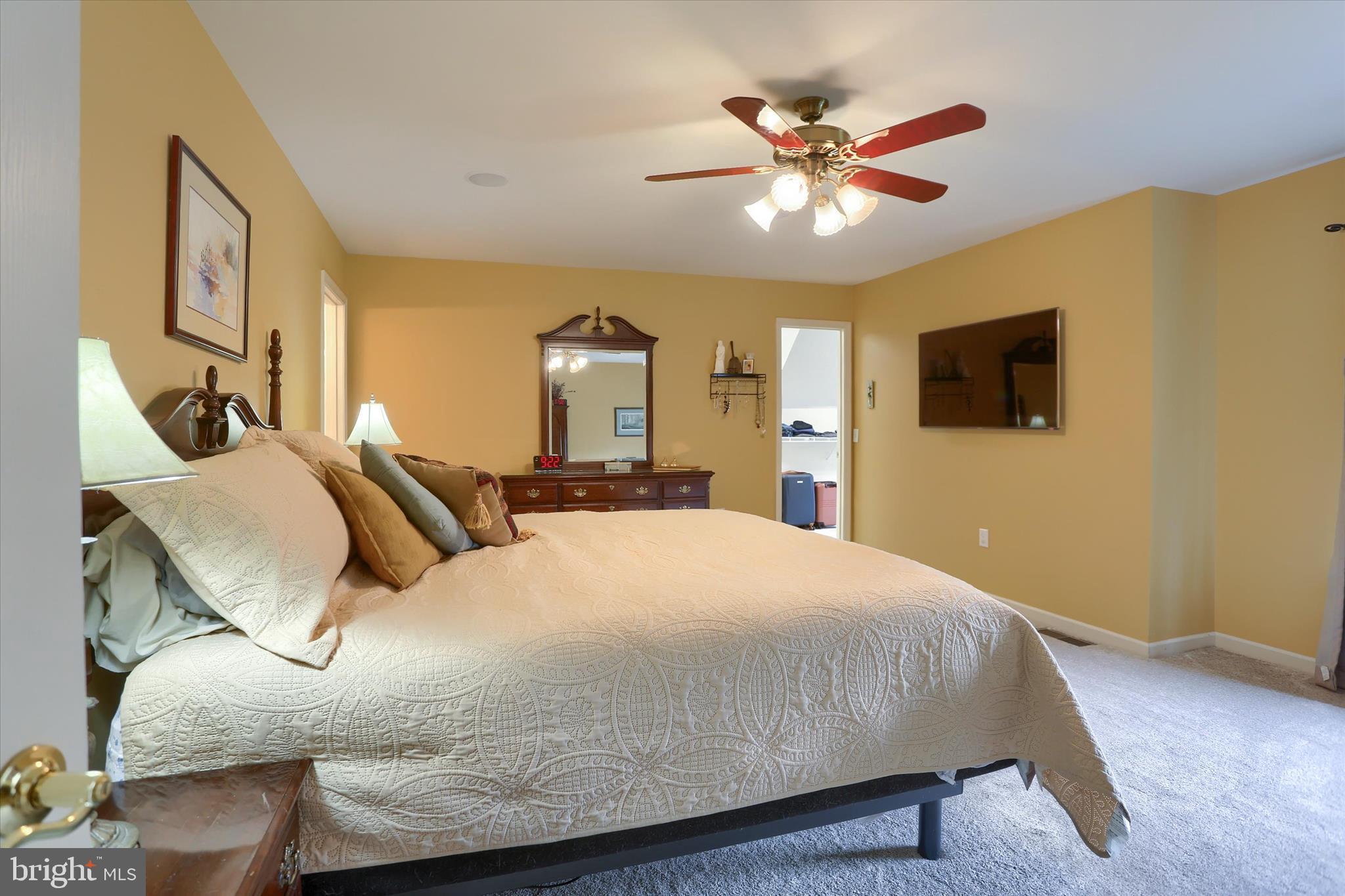 WALNUT POINT - Residential