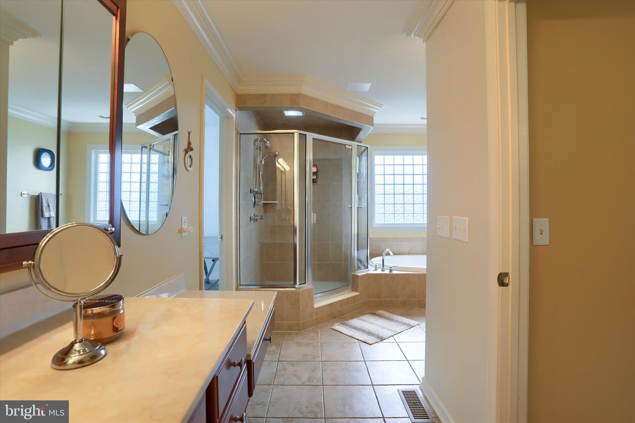 WALNUT POINT - Residential