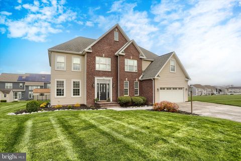 Homes For Sale - 10 Spring View Court<br/> Cumberland County, MECHANICSBURG, PA 17050