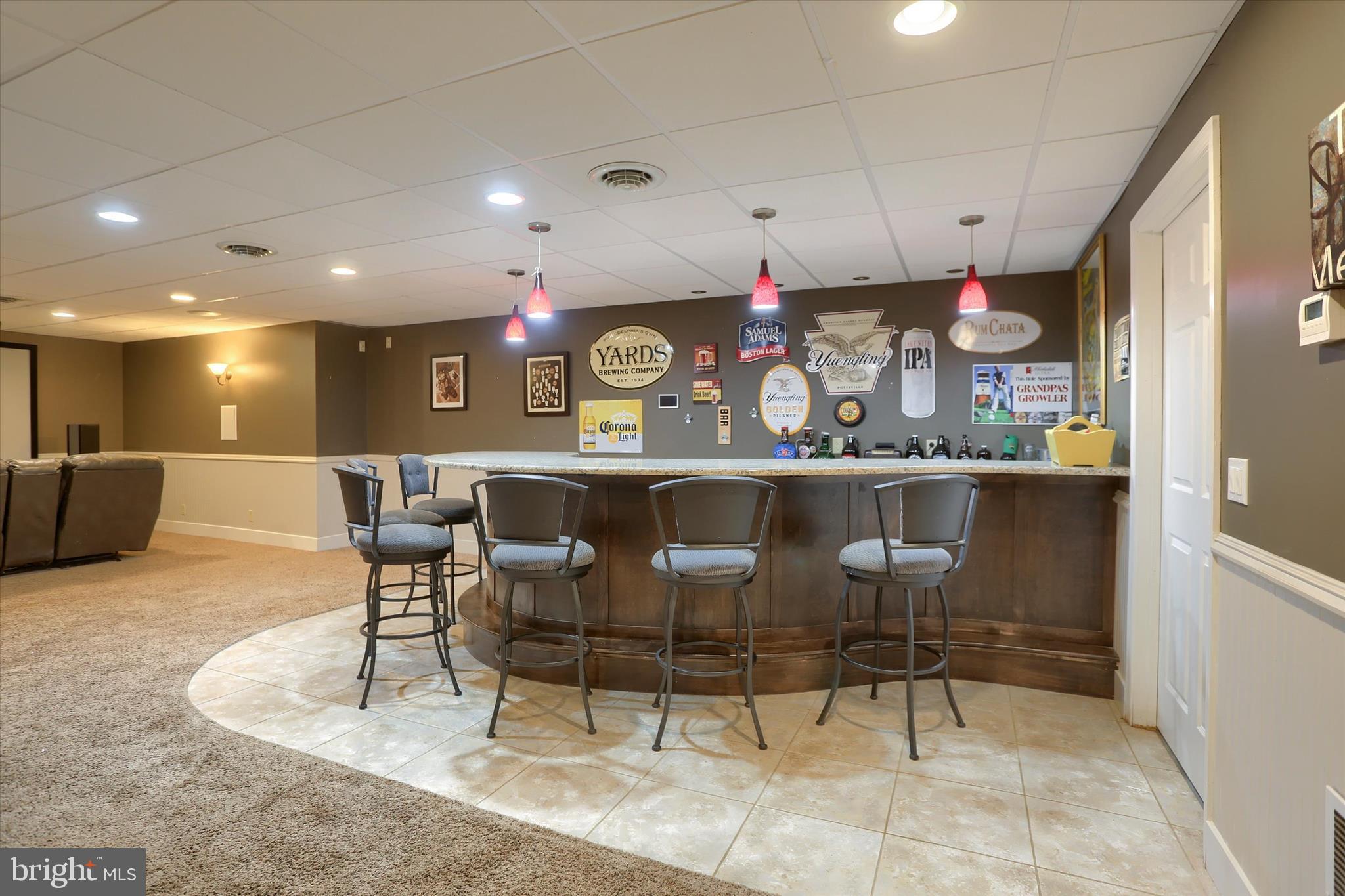 WALNUT POINT - Residential