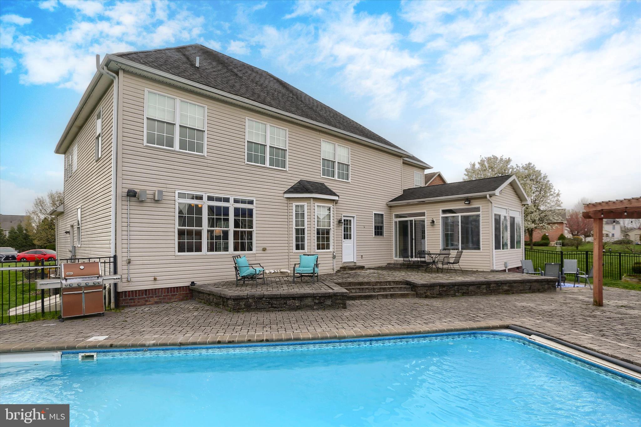 WALNUT POINT - Residential