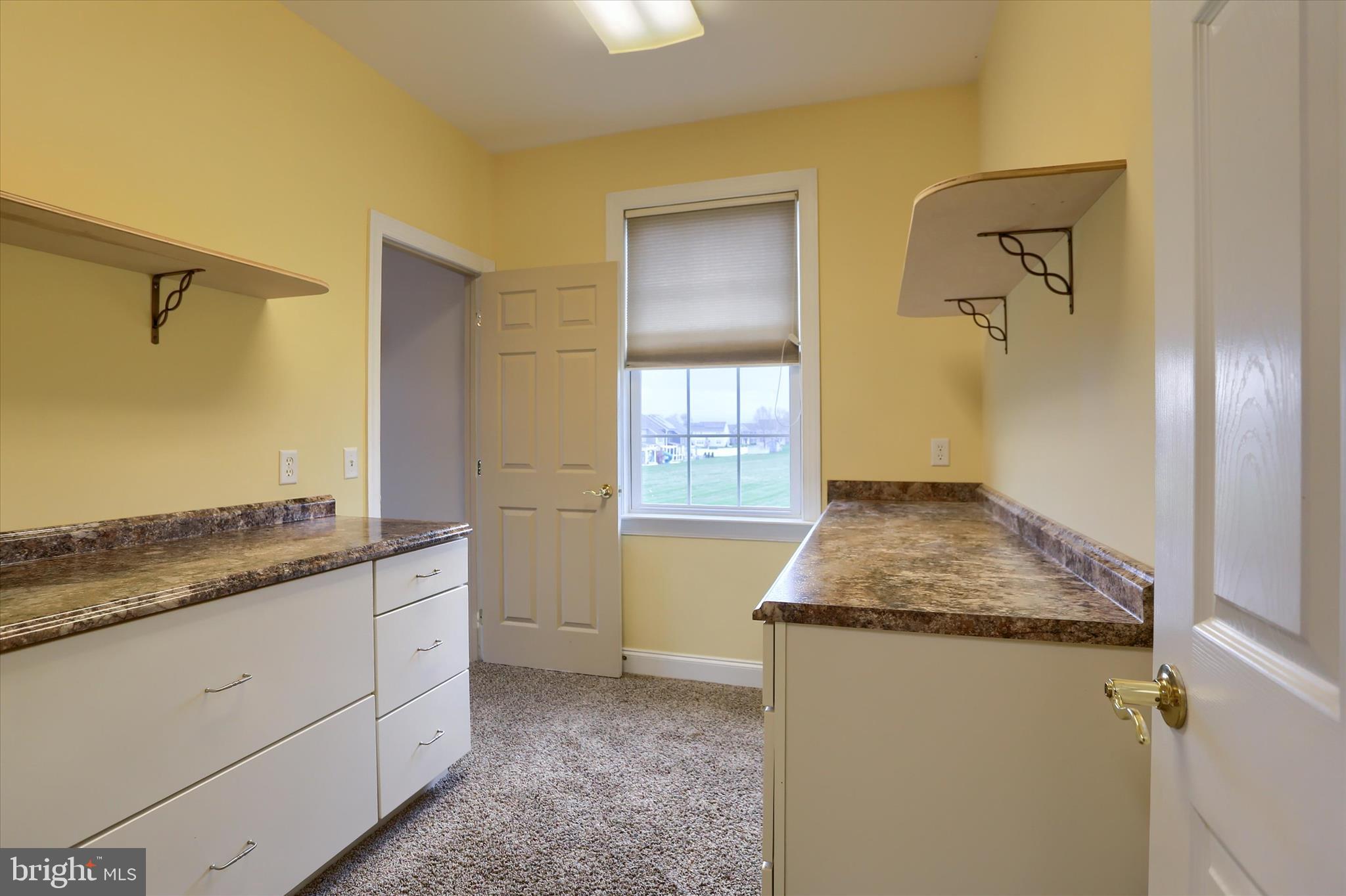 WALNUT POINT - Residential