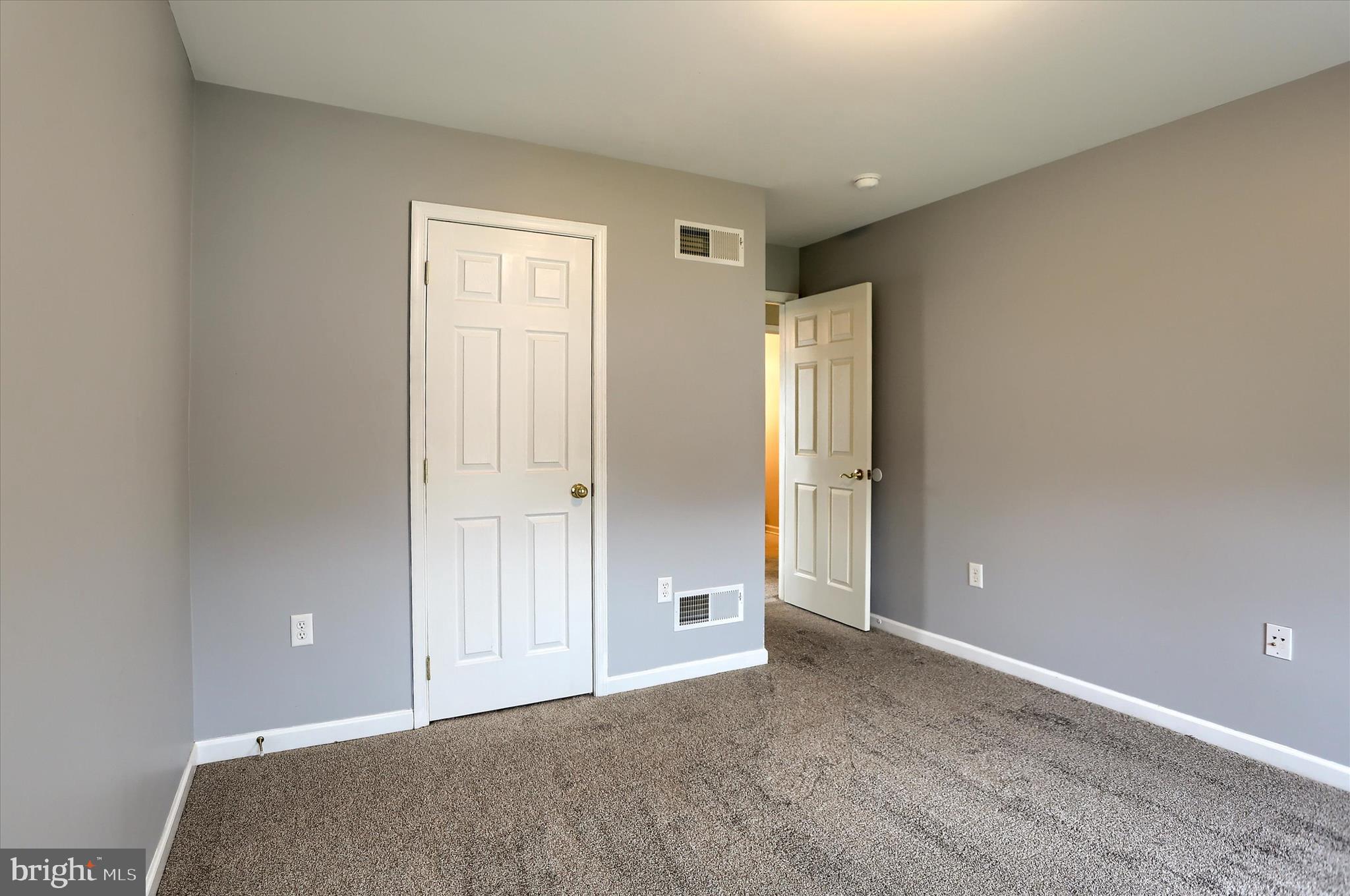 WALNUT POINT - Residential