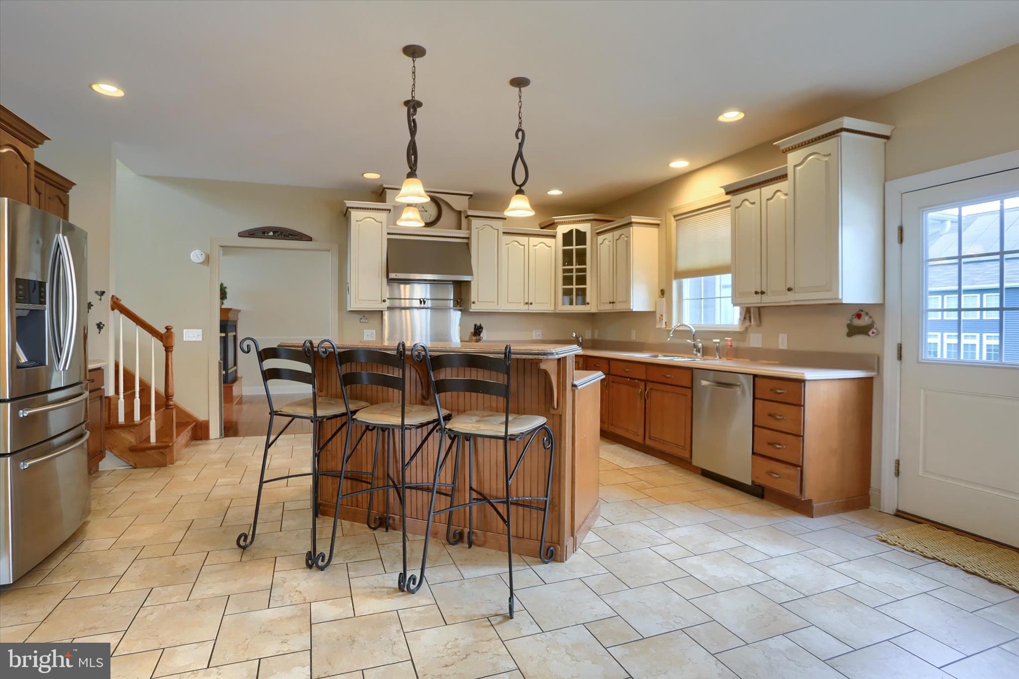 WALNUT POINT - Residential