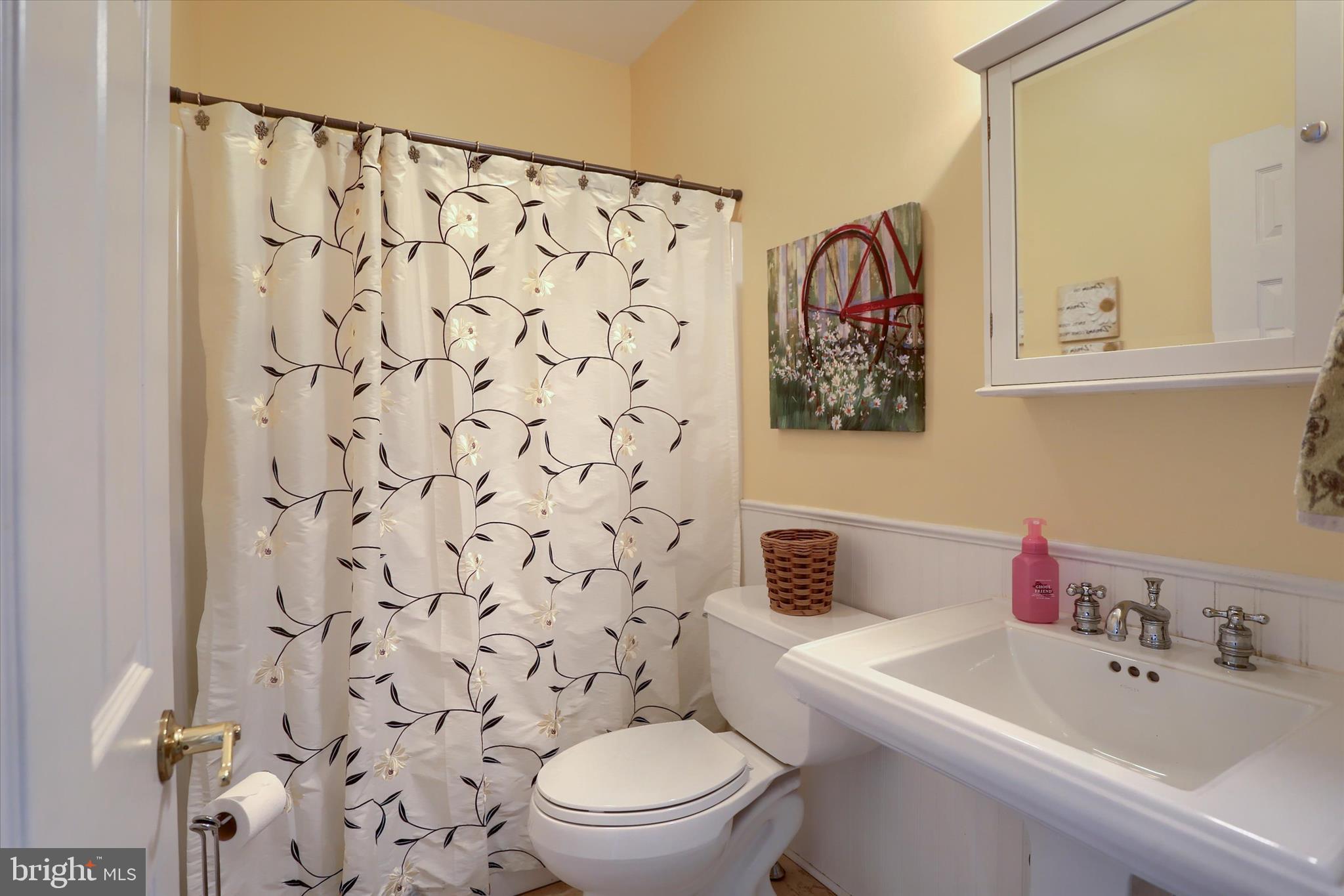 WALNUT POINT - Residential