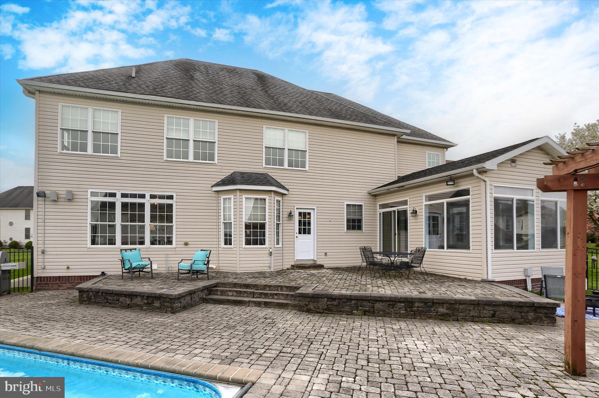 WALNUT POINT - Residential