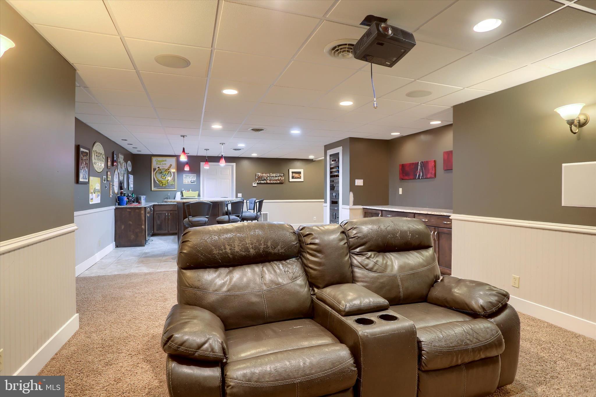 WALNUT POINT - Residential