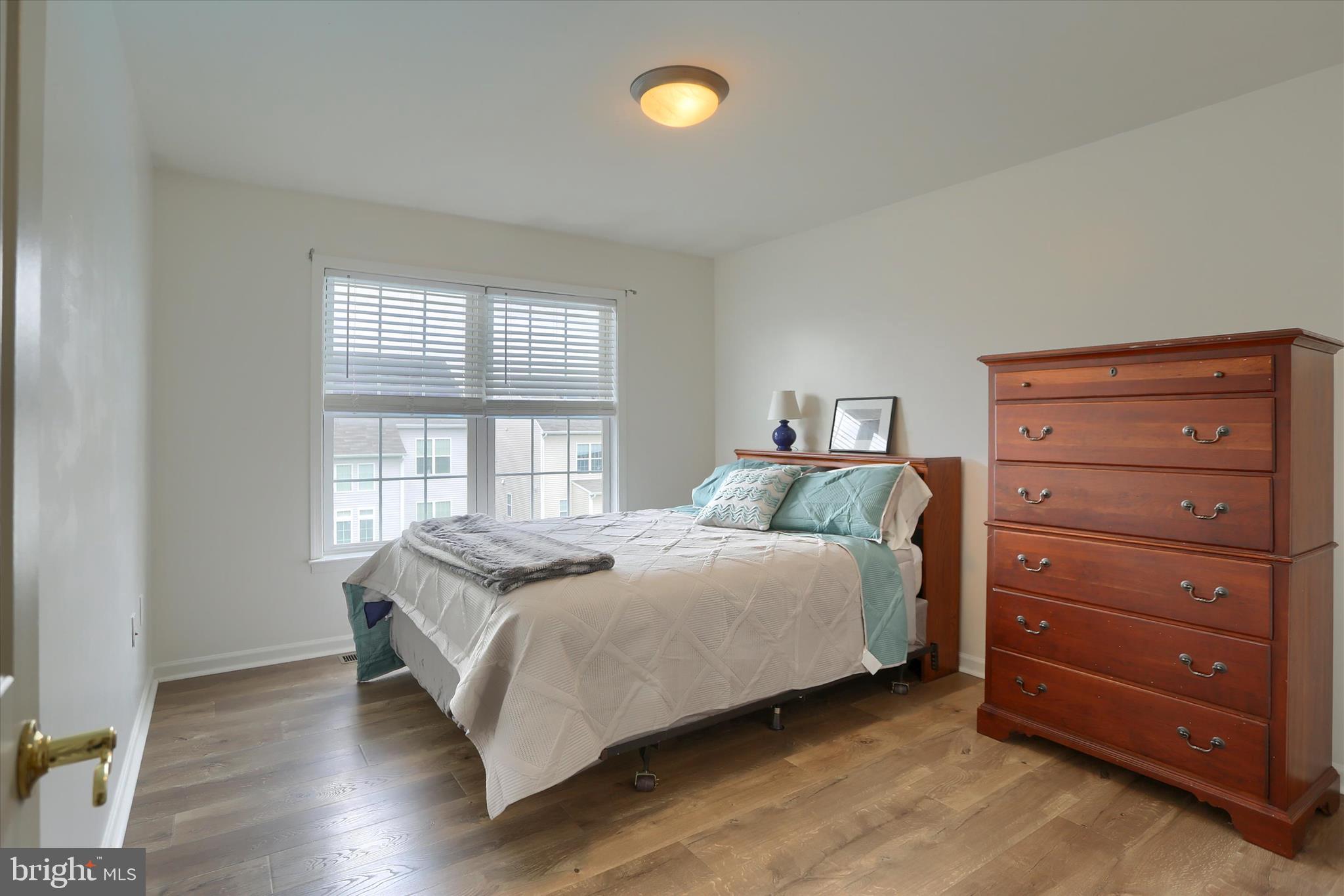 WALNUT POINT - Residential