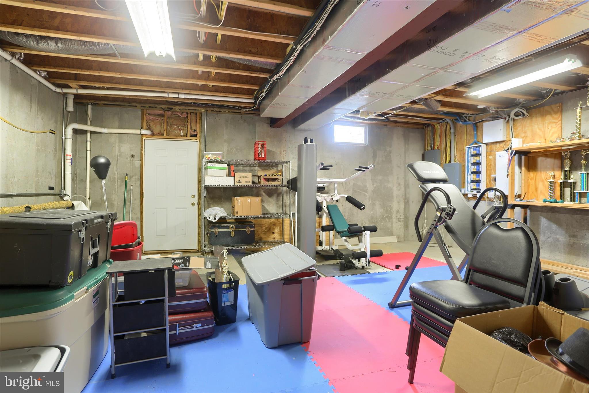 WALNUT POINT - Residential