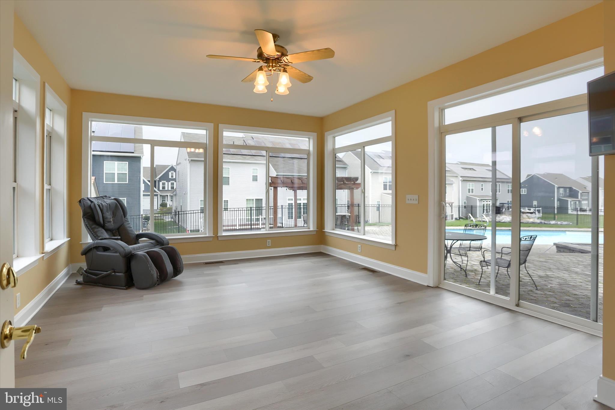 WALNUT POINT - Residential