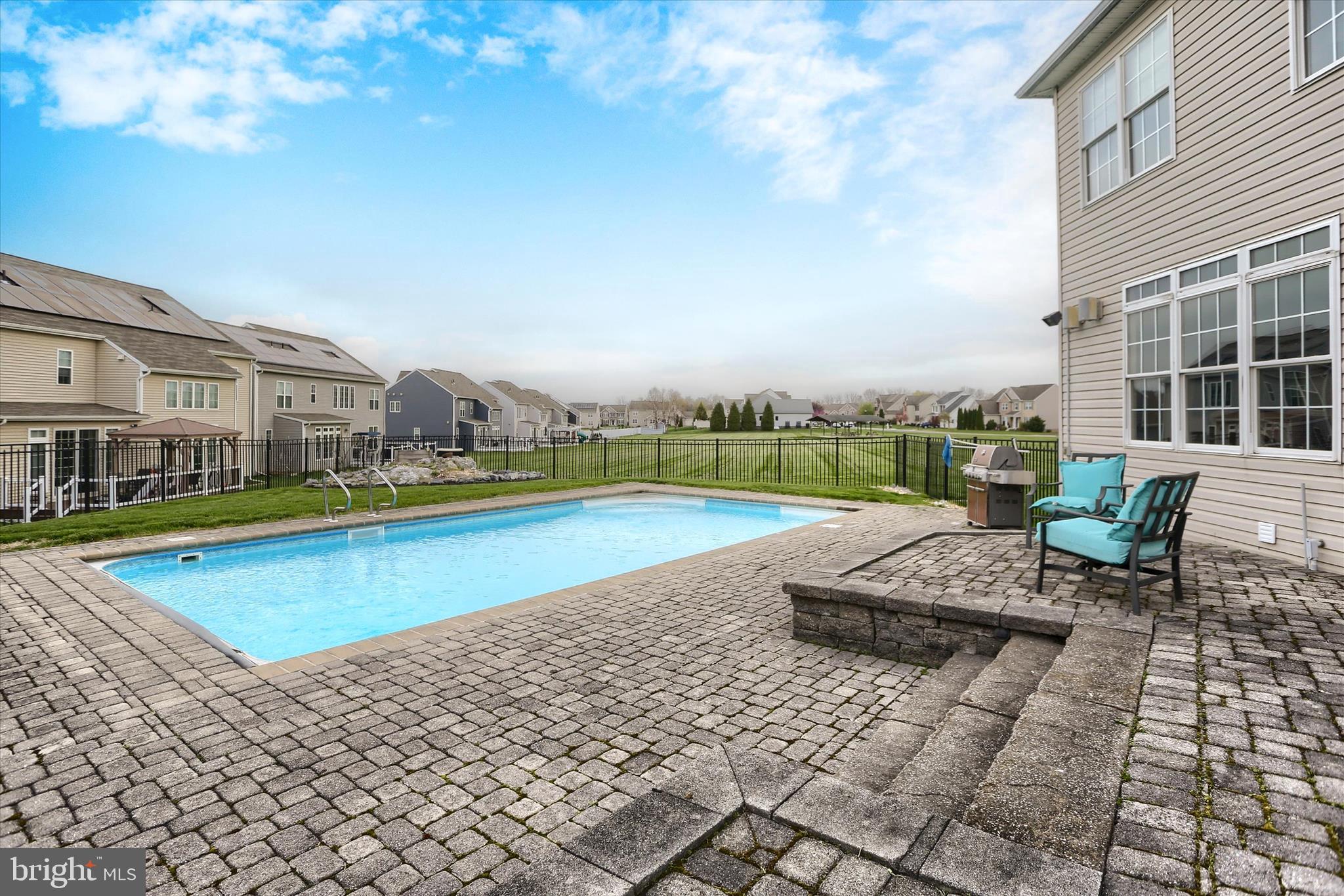 WALNUT POINT - Residential