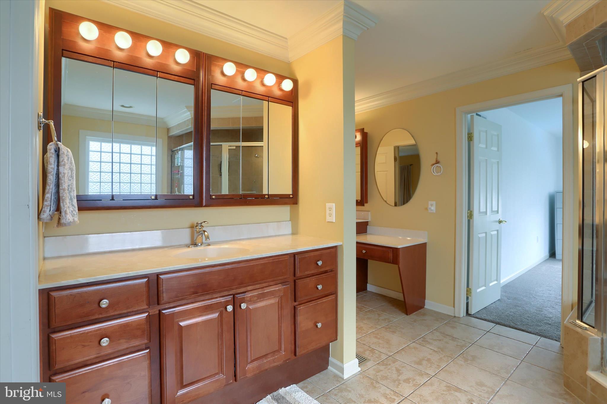 WALNUT POINT - Residential