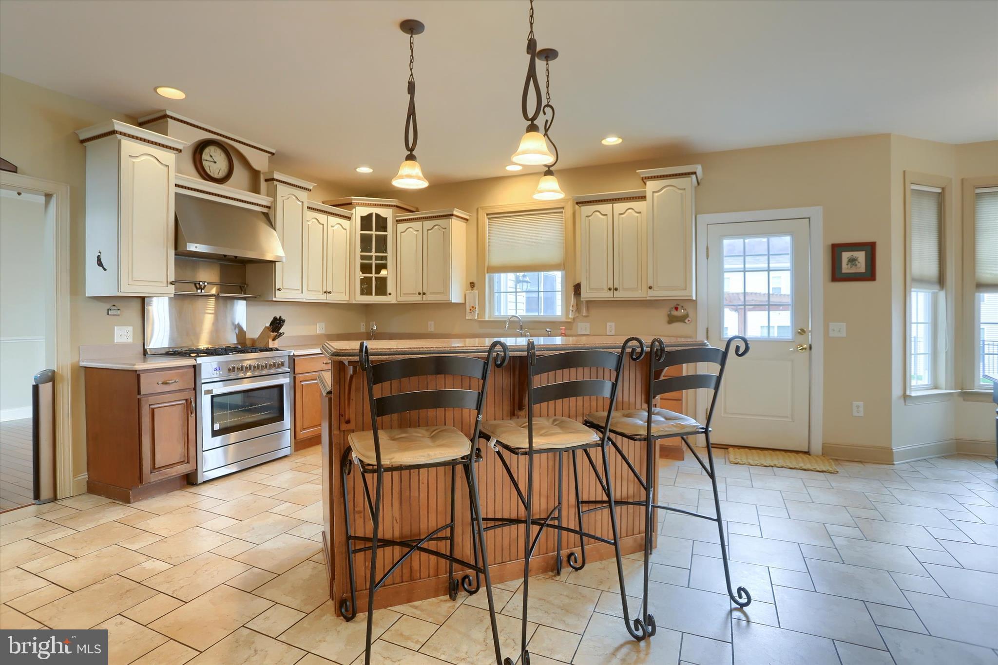 WALNUT POINT - Residential