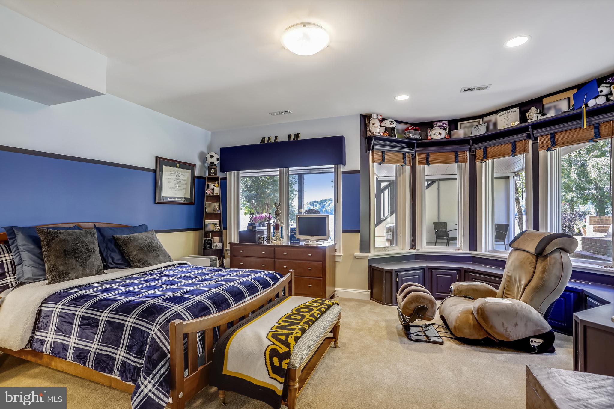 FAWN LAKE - Residential