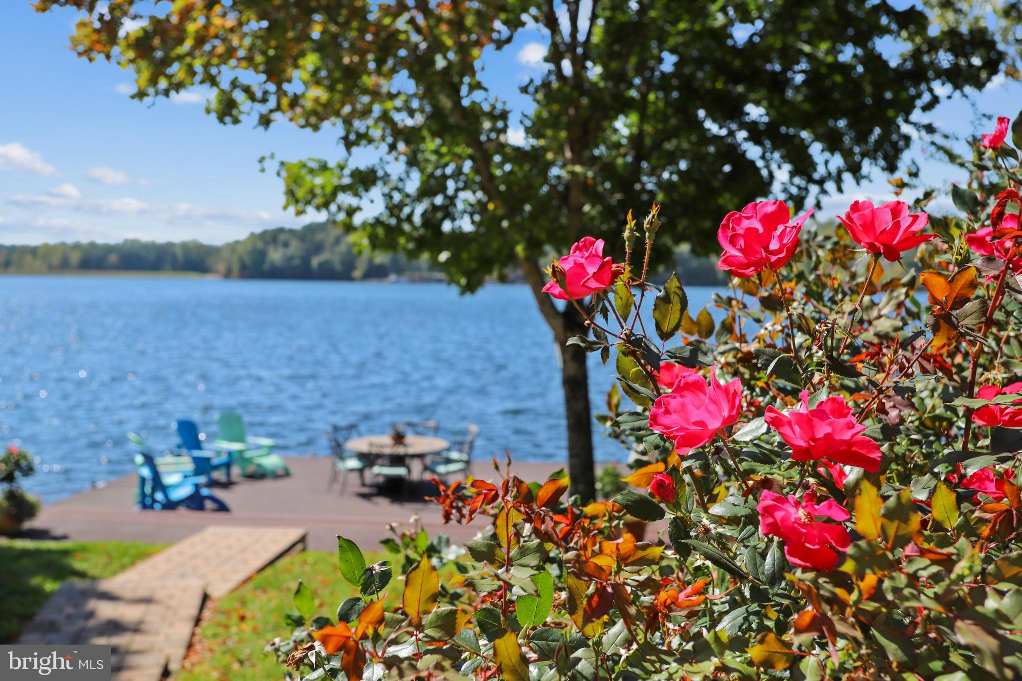 FAWN LAKE - Residential