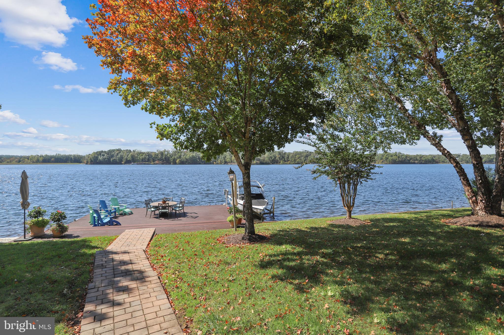 FAWN LAKE - Residential