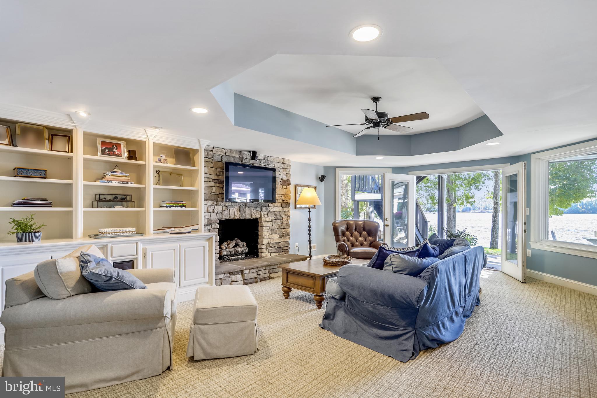 FAWN LAKE - Residential