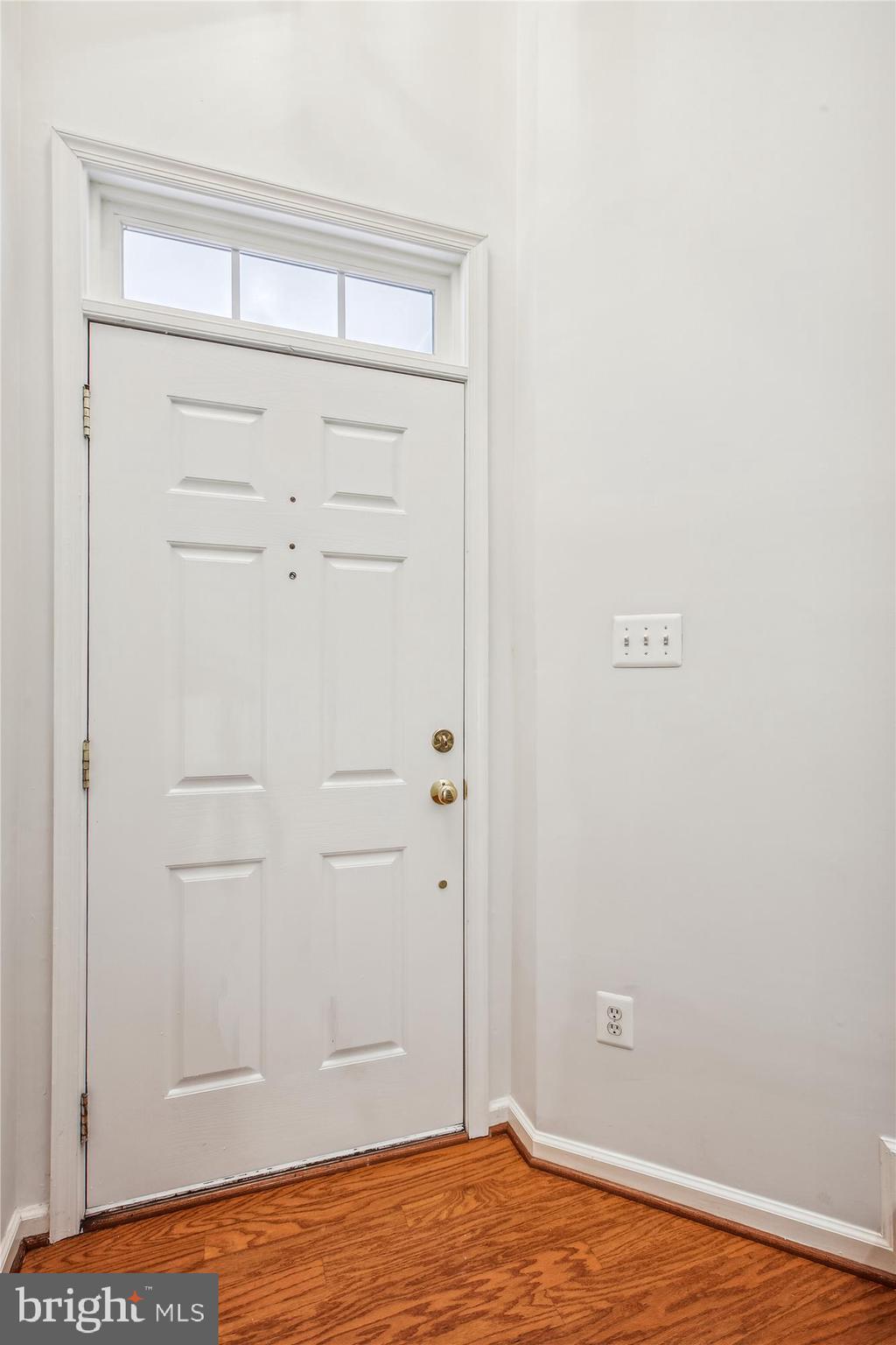 LAKELANDS - Residential Lease