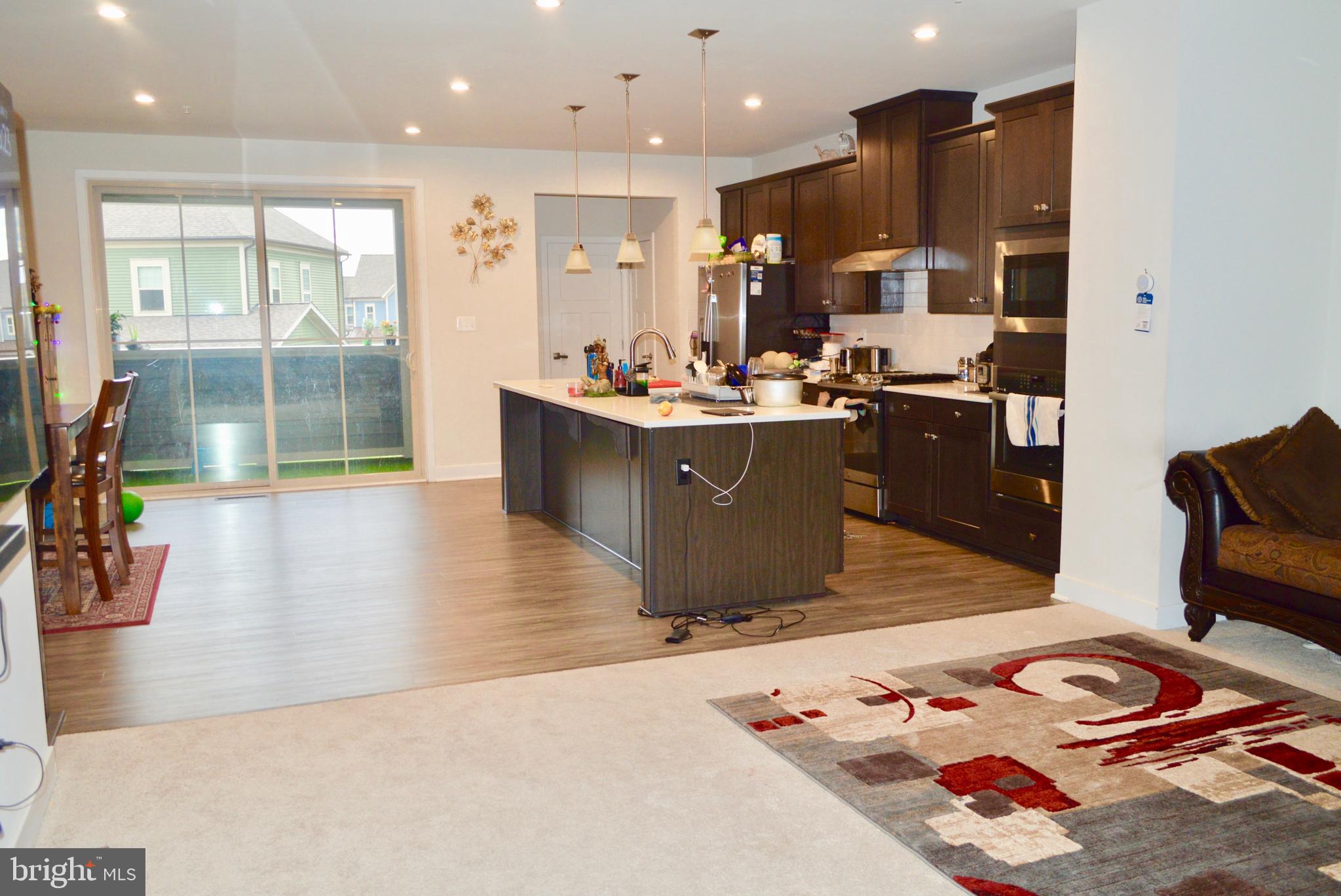 STONE BARN VILLAGE - Residential Lease