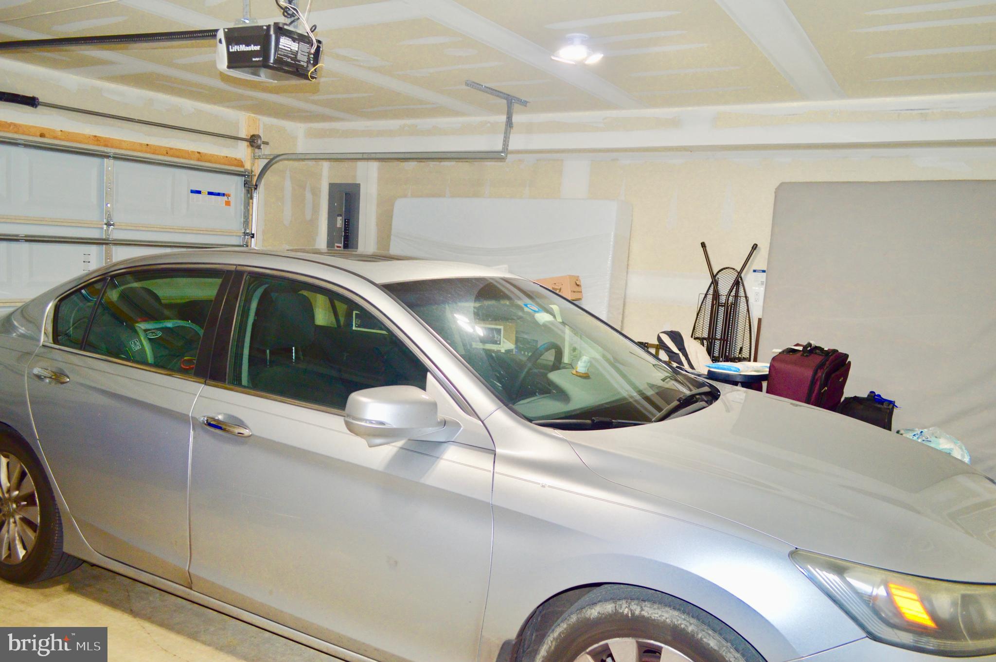 STONE BARN VILLAGE - Residential Lease