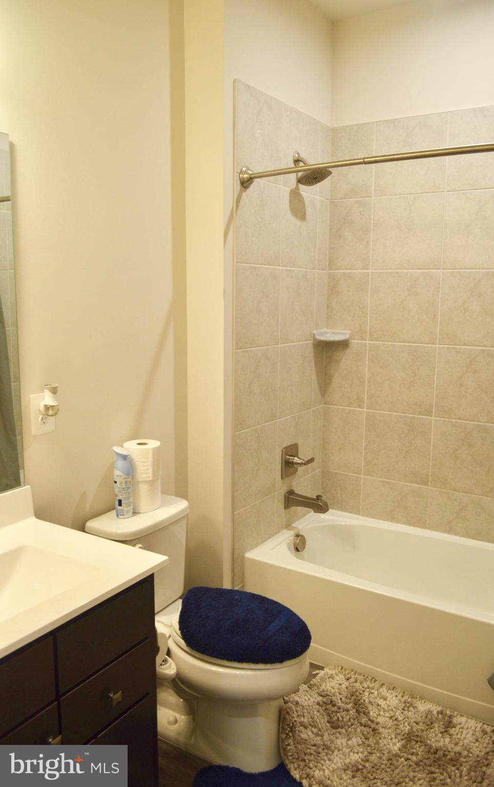 STONE BARN VILLAGE - Residential Lease