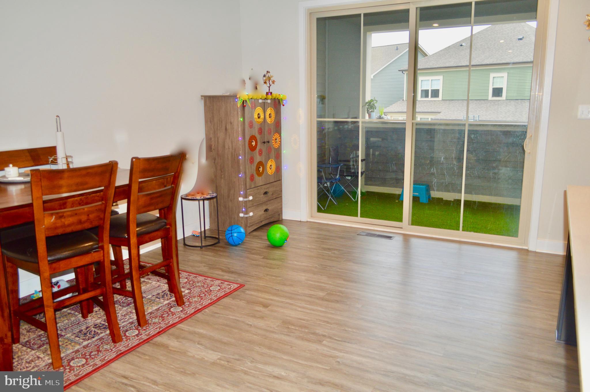 STONE BARN VILLAGE - Residential Lease