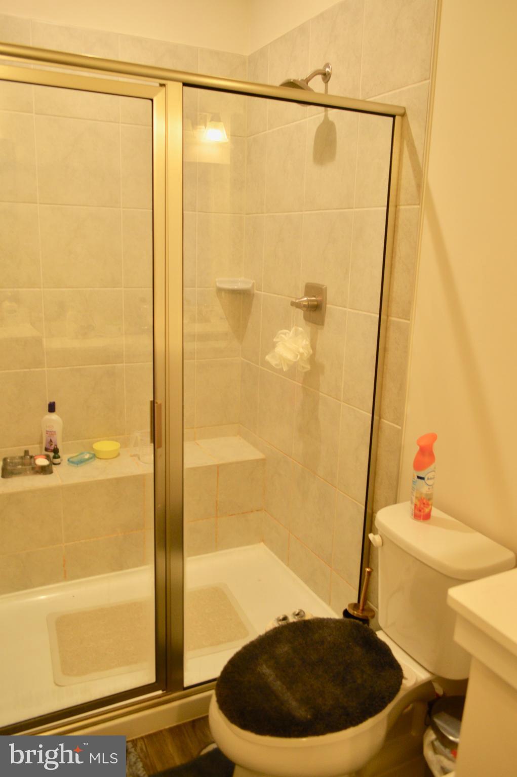 STONE BARN VILLAGE - Residential Lease