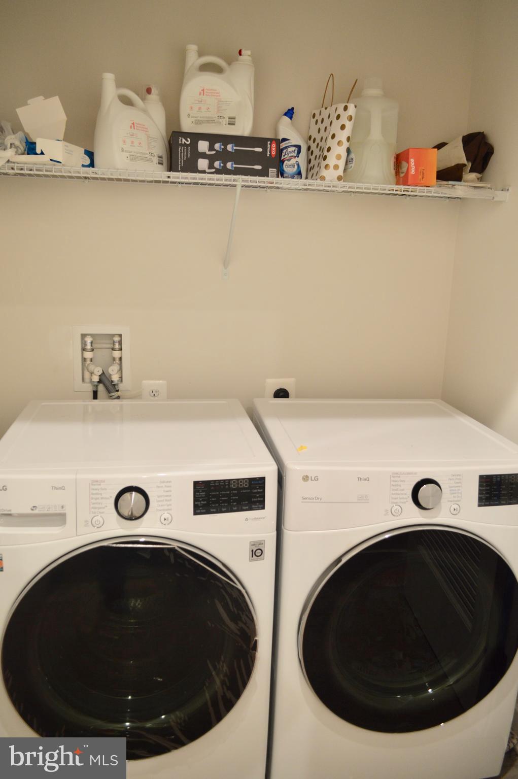 STONE BARN VILLAGE - Residential Lease