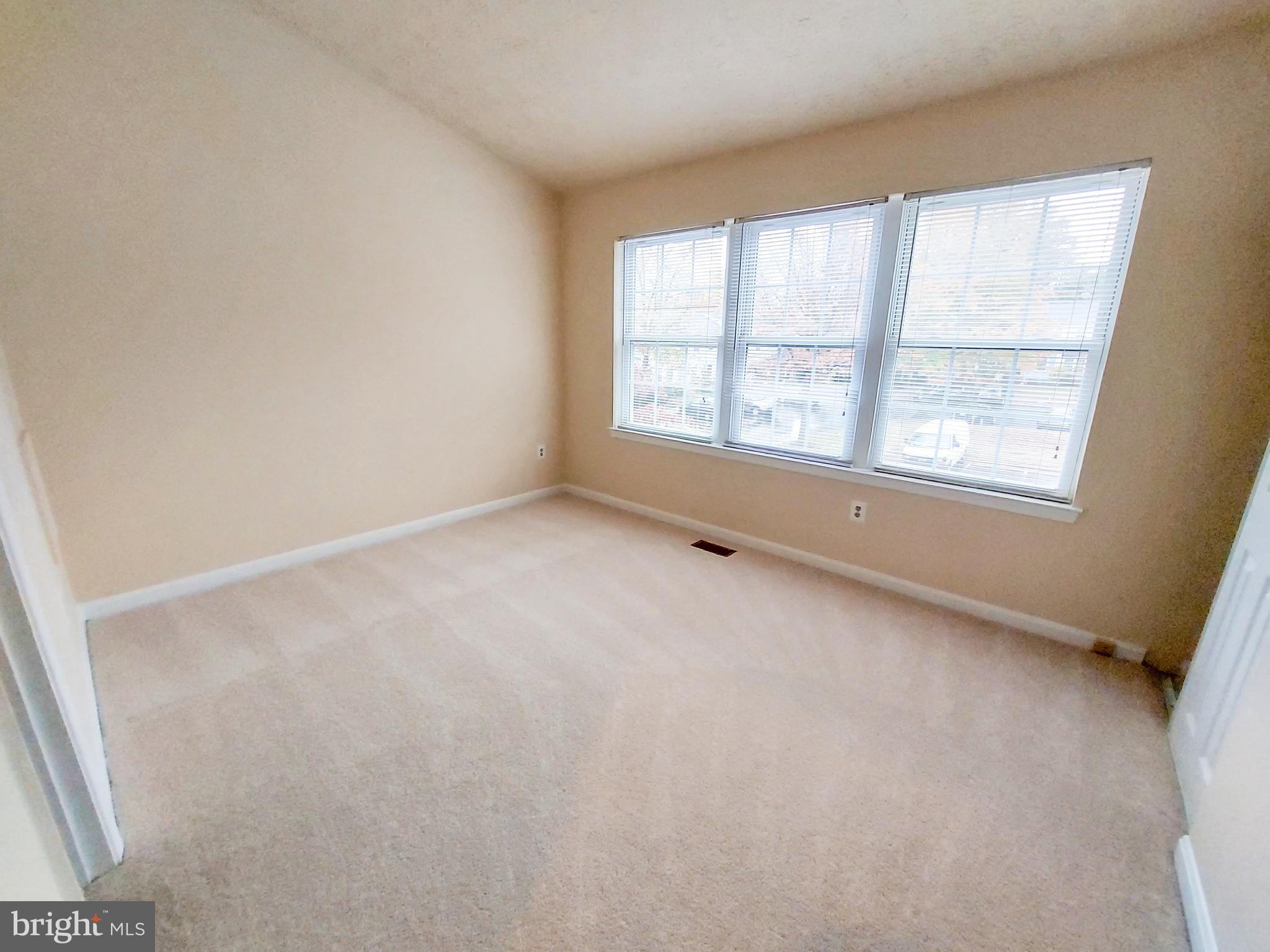 LANDING GLEN - Residential Lease