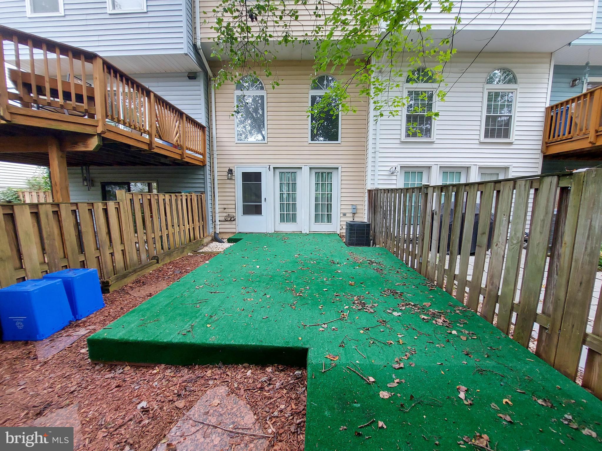 LANDING GLEN - Residential Lease