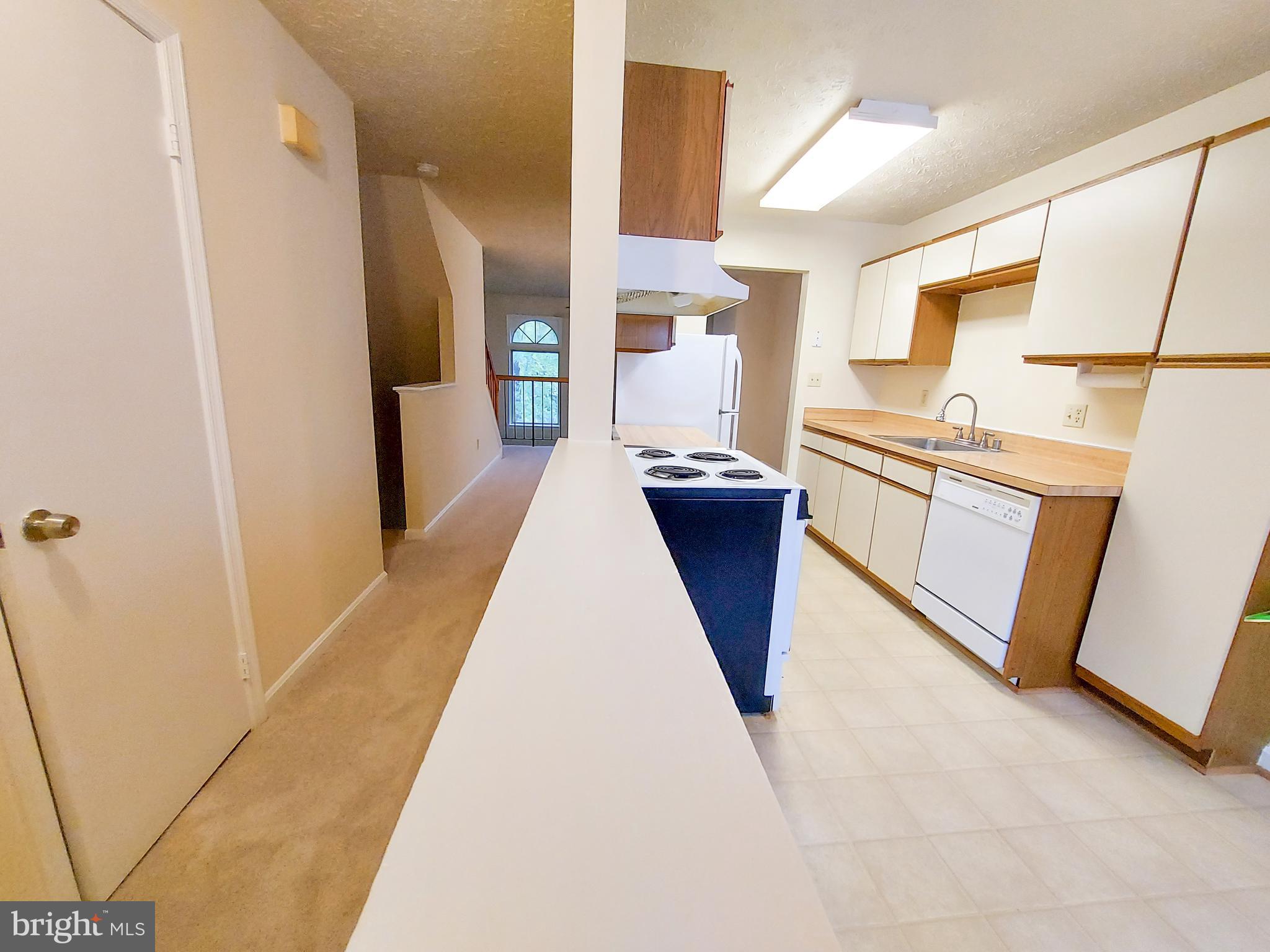 LANDING GLEN - Residential Lease