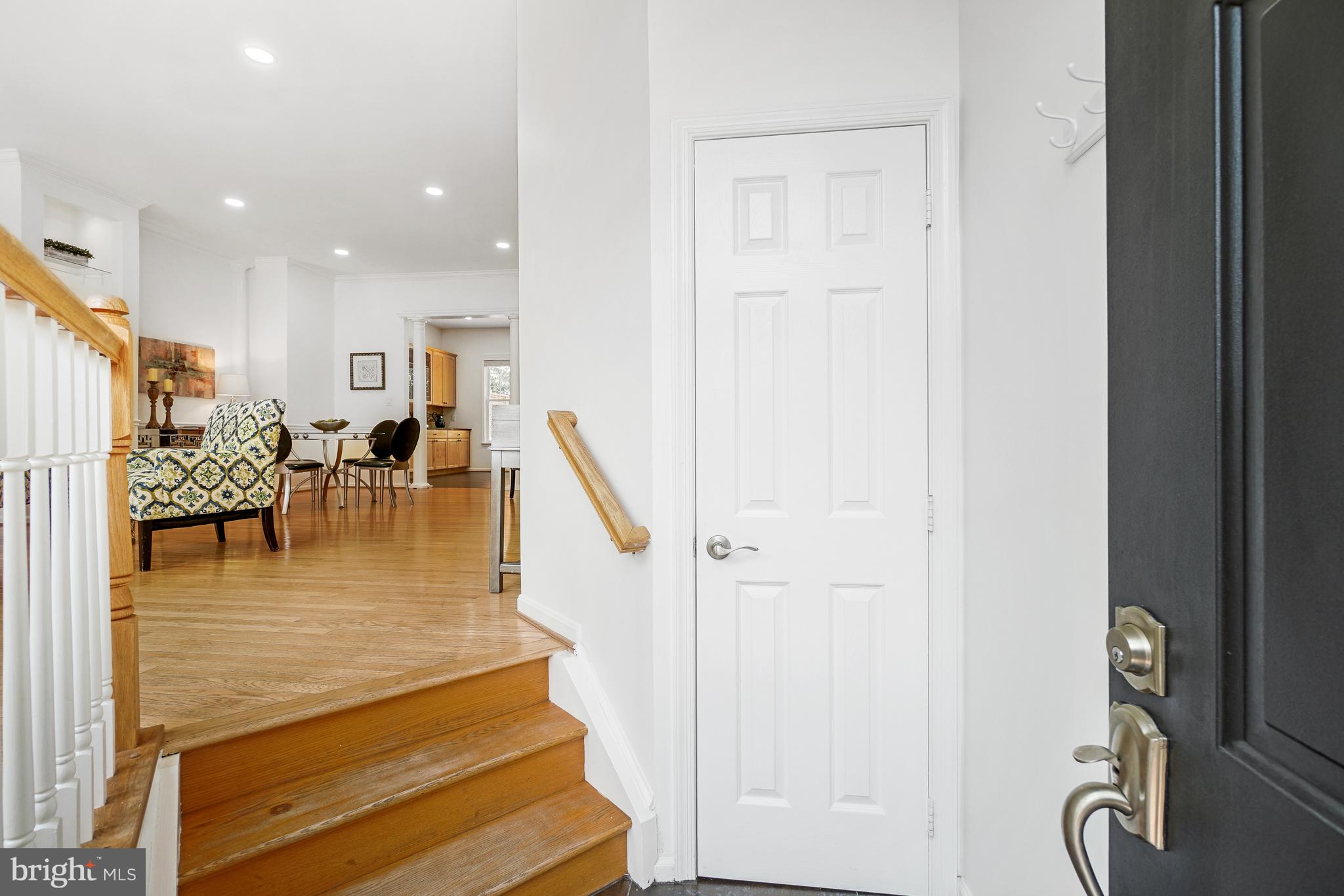 47694 WHIRLPOOL SQUARE
