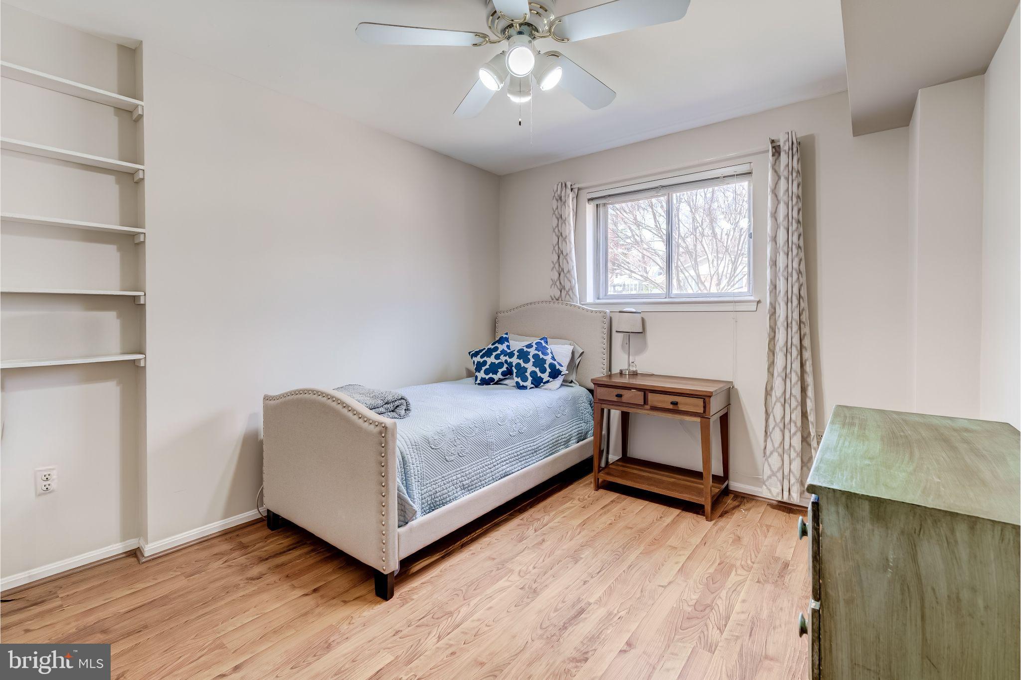 KINGS PARK WEST - Residential