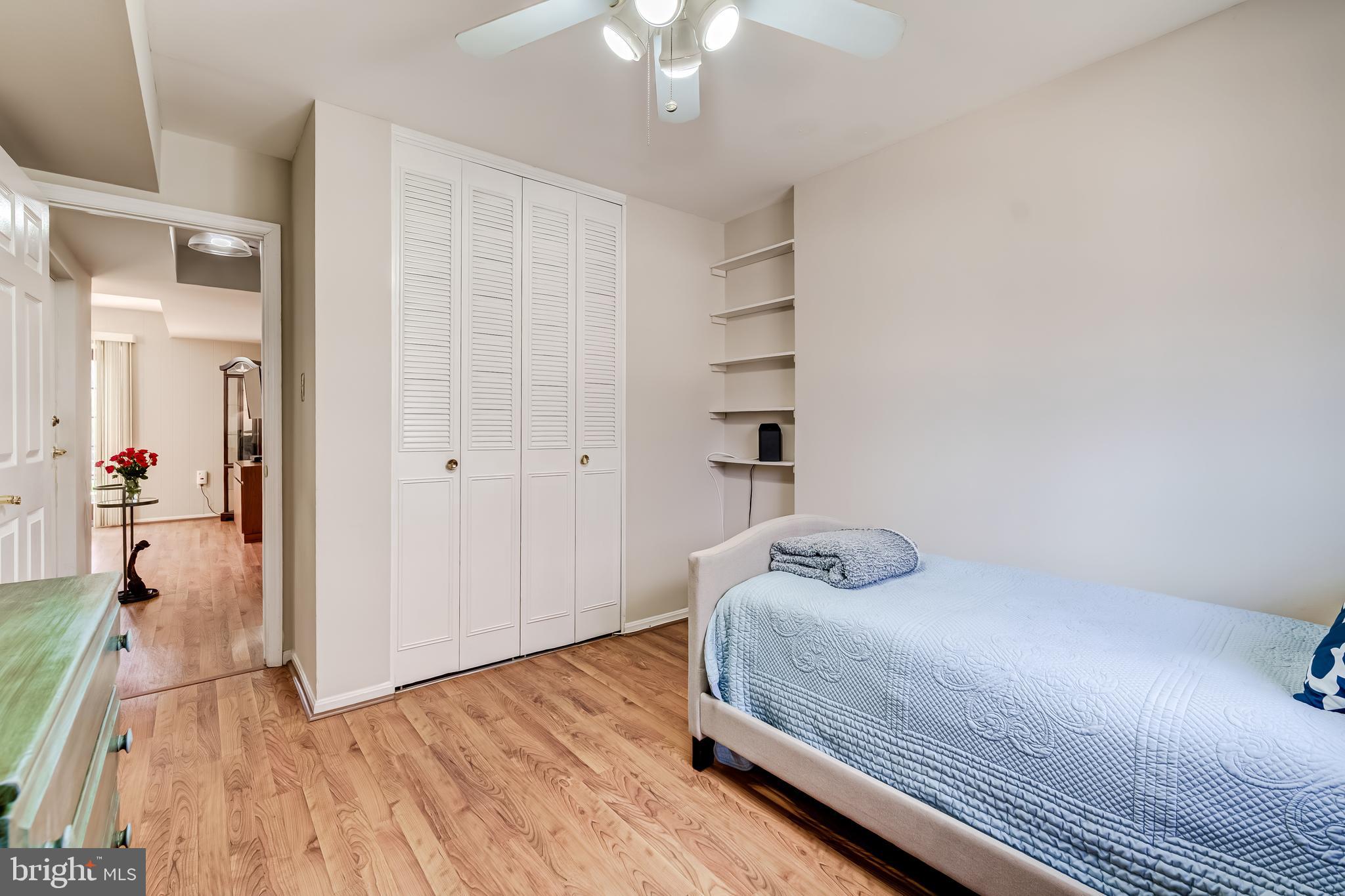 KINGS PARK WEST - Residential