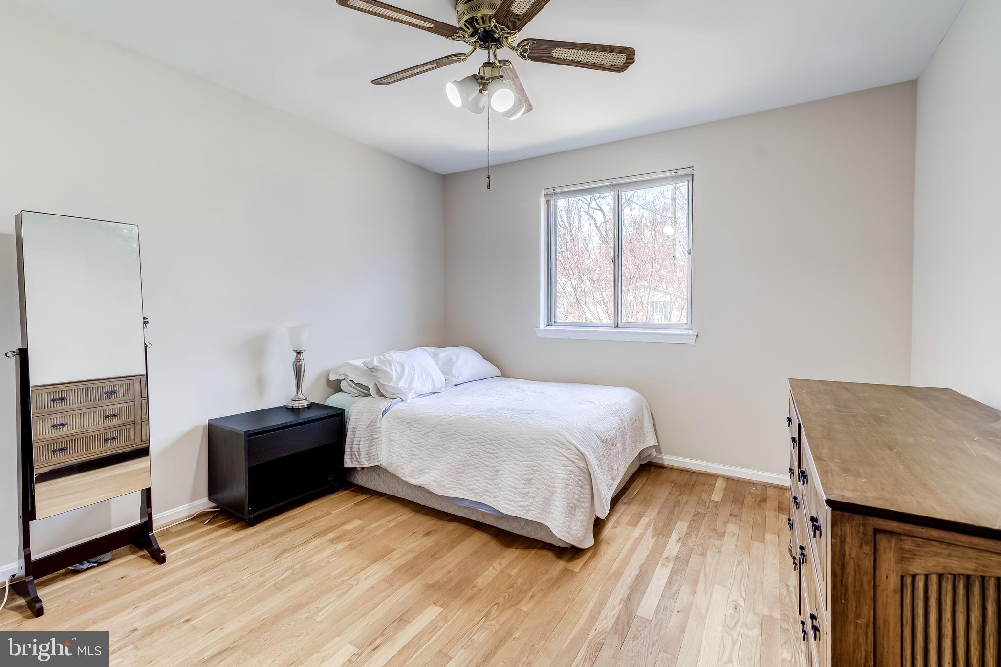 KINGS PARK WEST - Residential