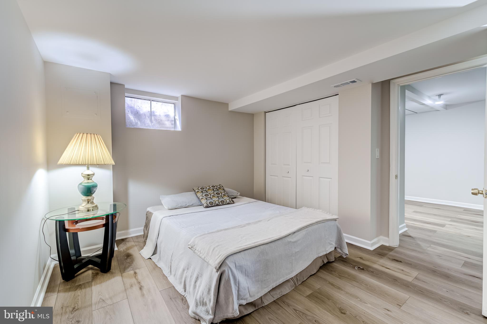 KINGS PARK WEST - Residential