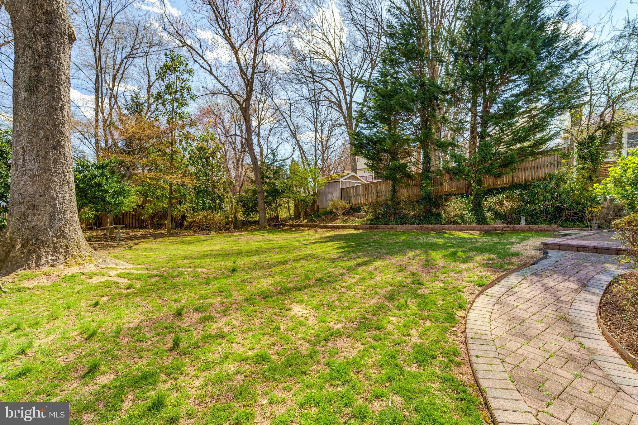 KINGS PARK WEST - Residential