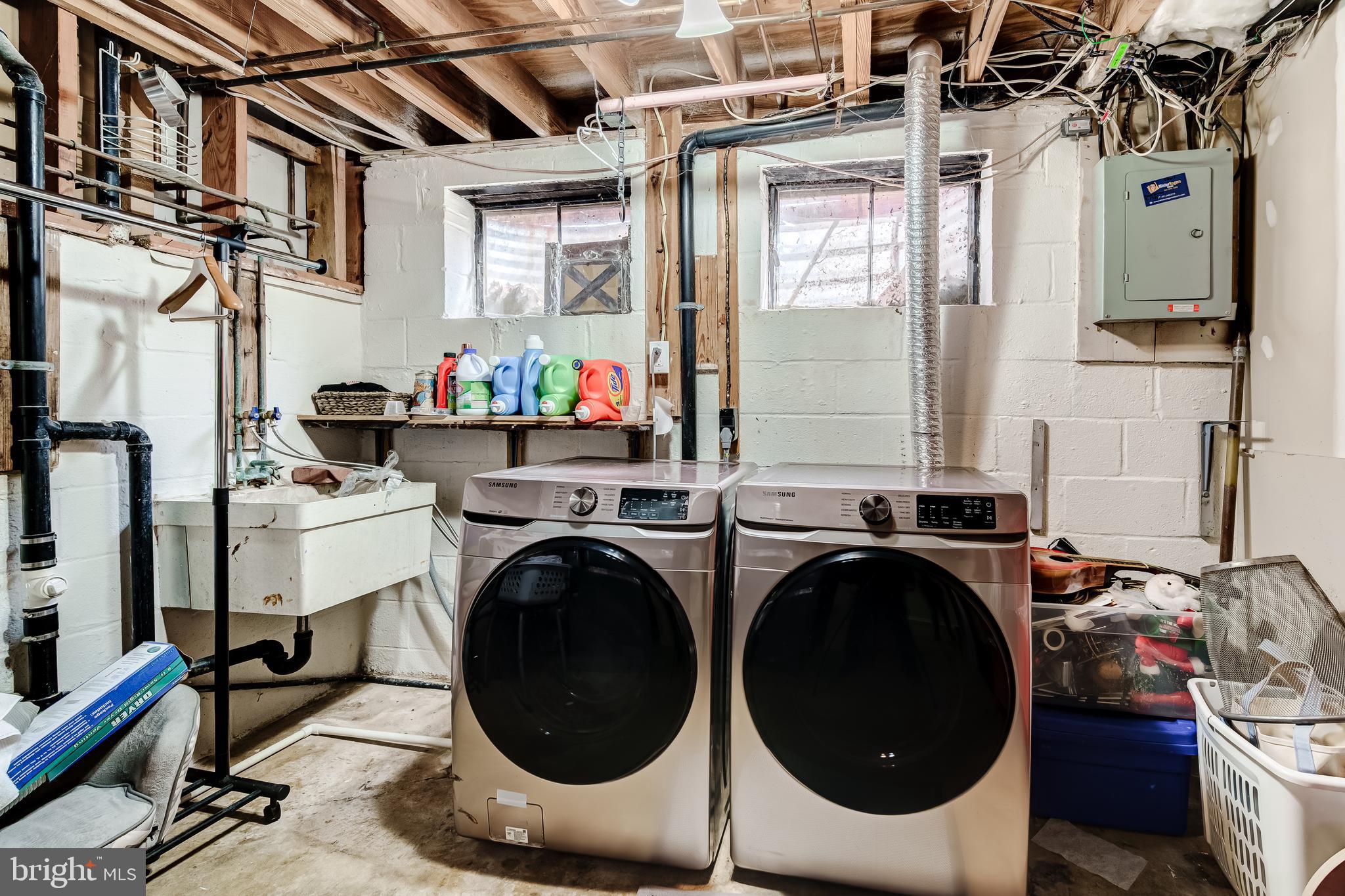 KINGS PARK WEST - Residential