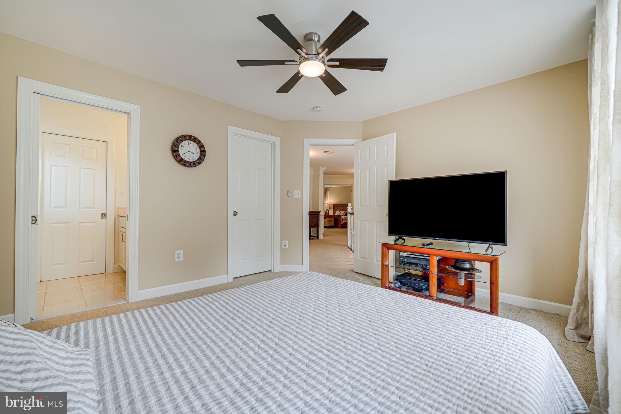 LAMBIANCE OF MCLEAN - Residential