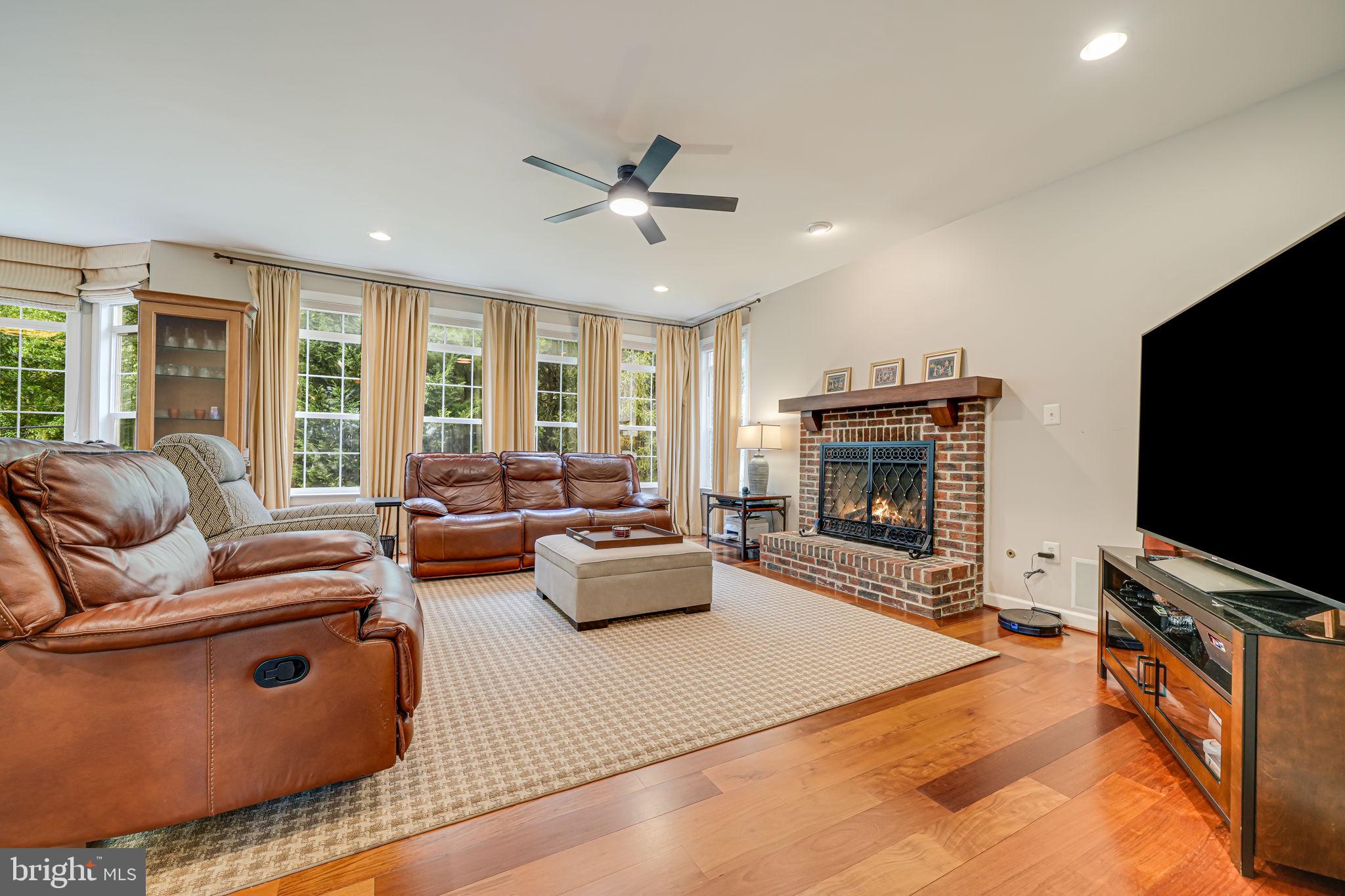 LAMBIANCE OF MCLEAN - Residential