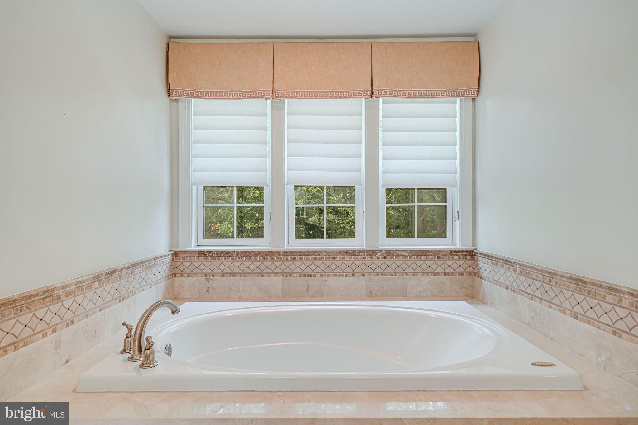 LAMBIANCE OF MCLEAN - Residential