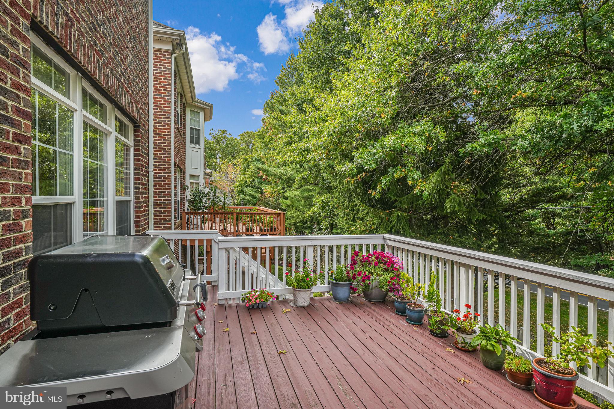 LAMBIANCE OF MCLEAN - Residential