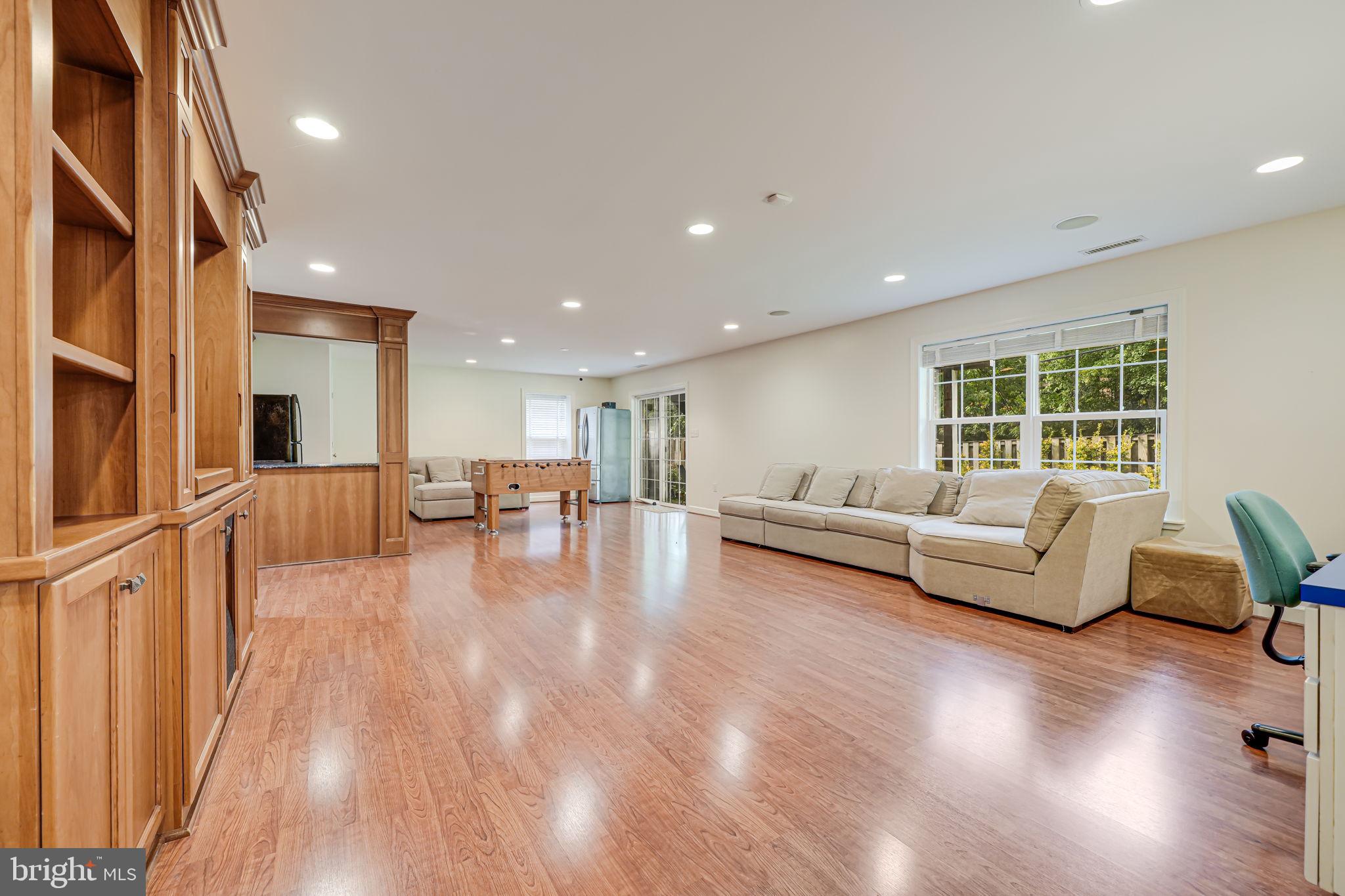 LAMBIANCE OF MCLEAN - Residential